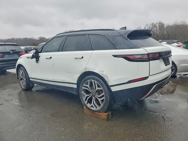 SALYL2EX1KA219843 2019 LAND ROVER RANGE ROVER - Image 2