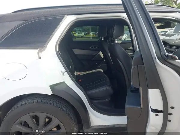 SALYL2EX1KA780382 2019 LAND ROVER RANGE ROVER VELAR - Image 8