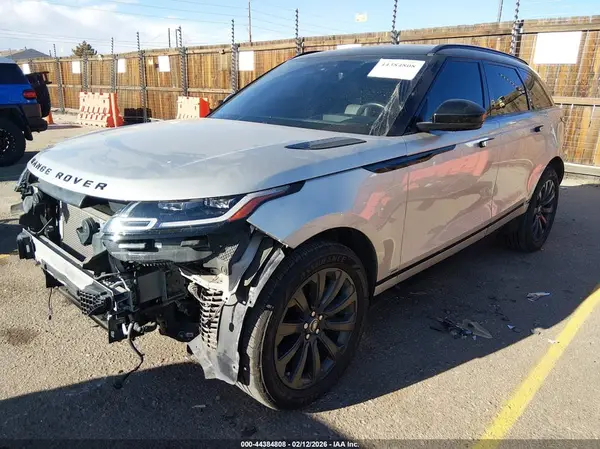 SALYL2EX2KA218328 2019 LAND ROVER RANGE ROVER VELAR - Image 2