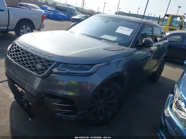 SALYL2EX2KA789463 2019 LAND ROVER RANGE ROVER VELAR - Image 2
