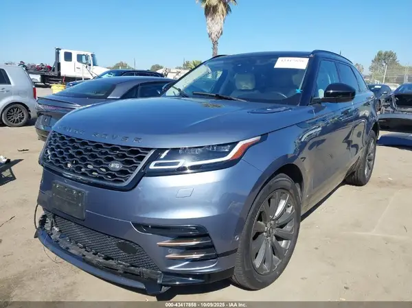 SALYL2EX3KA215499 2019 LAND ROVER RANGE ROVER VELAR - Image 2