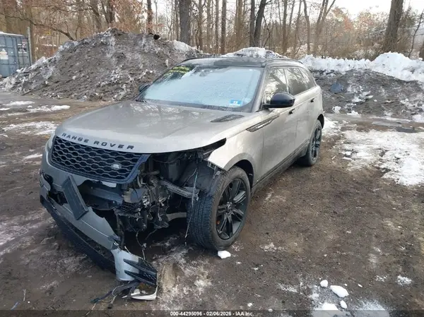 SALYL2EX3KA220914 2019 LAND ROVER RANGE ROVER VELAR - Image 2