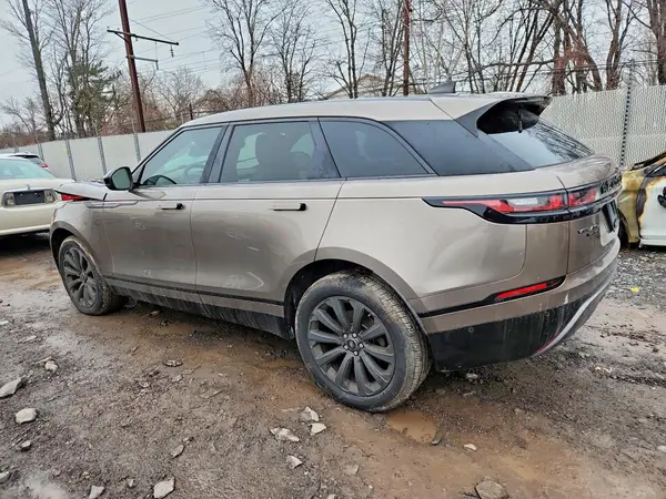 SALYL2EX4KA232957 2019 LAND ROVER RANGE ROVER - Image 2