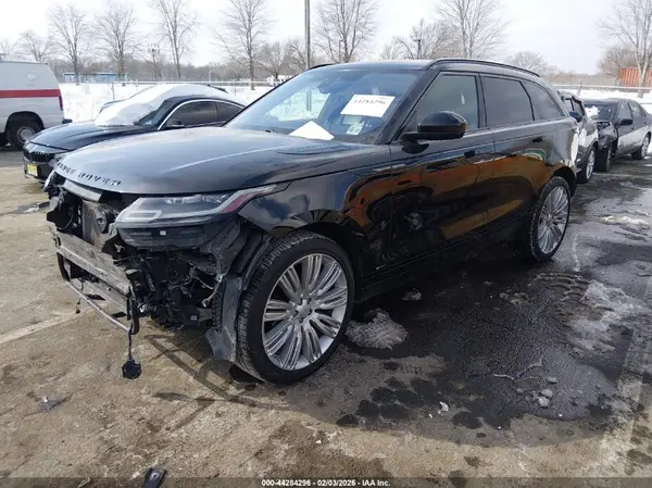 SALYL2EX4KA794986 2019 LAND ROVER RANGE ROVER VELAR - Image 2