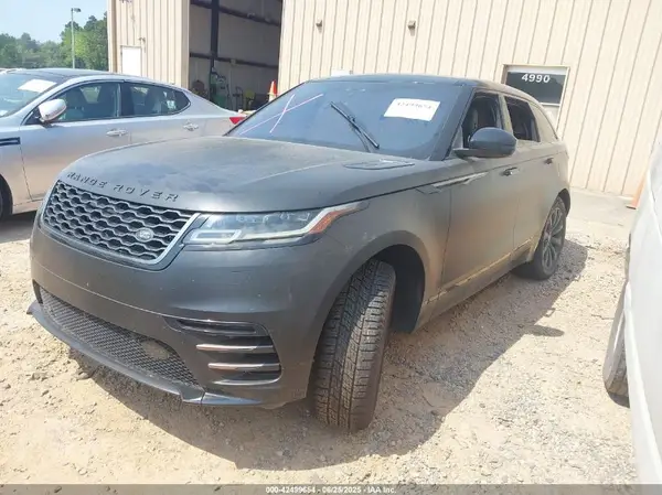 SALYL2EX8KA782517 2019 LAND ROVER RANGE ROVER VELAR - Image 2