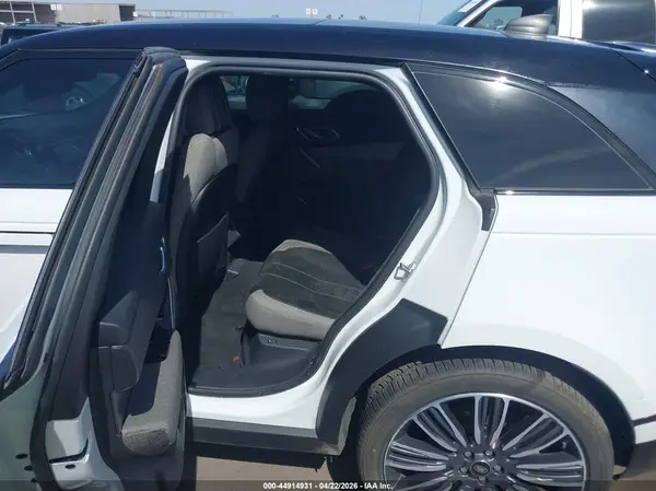 SALYL2EX9KA217998 2019 LAND ROVER RANGE ROVER VELAR - Image 8