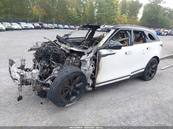SALYL2EX9KA784115 2019 LAND ROVER RANGE ROVER VELAR - Image 2