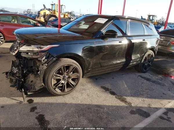 SALYL2EX9KA791629 2019 LAND ROVER RANGE ROVER VELAR - Image 2