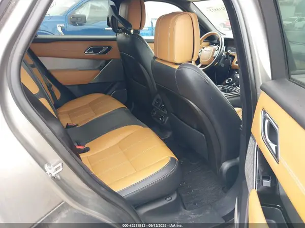 SALYL2EXXKA209425 2019 LAND ROVER RANGE ROVER VELAR - Image 8
