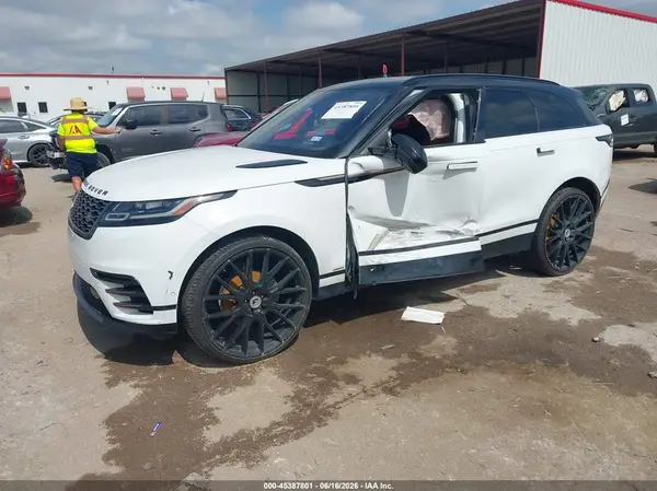 SALYL2EXXKA798508 2019 LAND ROVER RANGE ROVER VELAR - Image 2