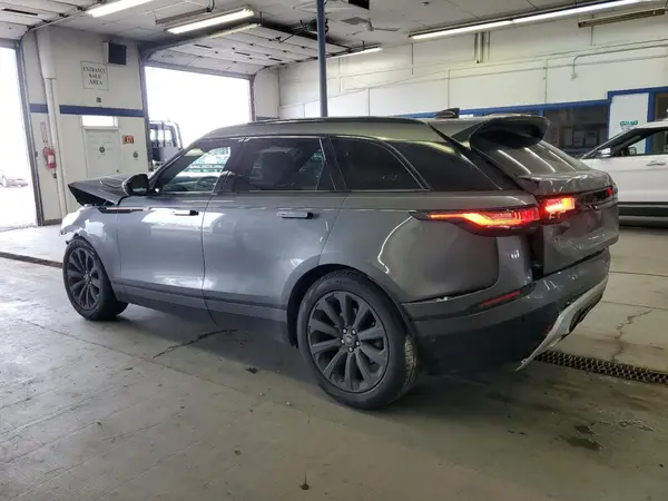 SALYL2FV8KA211395 2019 LAND ROVER RANGE ROVER - Image 2
