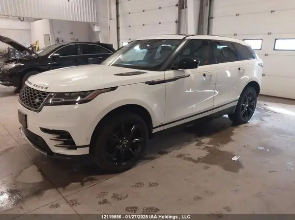 SALYL2RN0JA714199 2018 LAND ROVER RANGE ROVER VELAR - Image 2