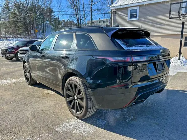 SALYL2RN4JA744127 2018 LAND ROVER RANGE ROVER VELAR - Image 2