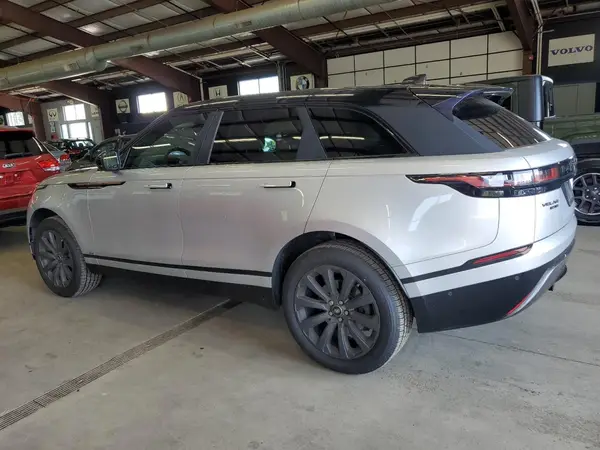 SALYL2RN5JA727983 2018 LAND ROVER RANGE ROVER VELAR - Image 2