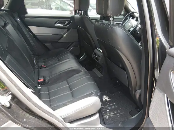 SALYL2RN7JA744610 2018 LAND ROVER RANGE ROVER VELAR - Image 8