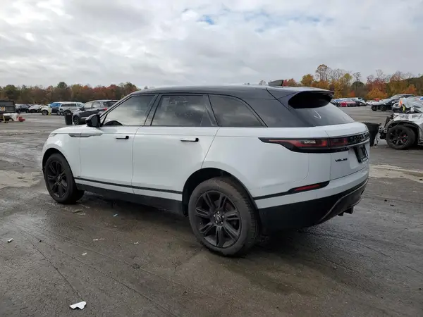 SALYL2RN7JA768244 2018 LAND ROVER RANGE ROVER VELAR - Image 2
