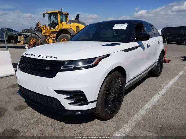 SALYL2RN8JA756510 2018 LAND ROVER RANGE ROVER VELAR - Image 2