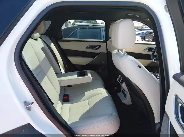 SALYL2RN8JA756510 2018 LAND ROVER RANGE ROVER VELAR - Image 8