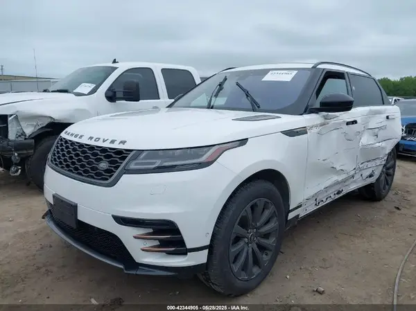 SALYL2RN9JA723337 2018 LAND ROVER RANGE ROVER VELAR - Image 2