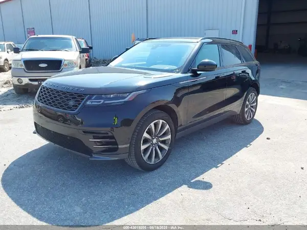 SALYL2RN9JA724505 2018 LAND ROVER RANGE ROVER VELAR - Image 2