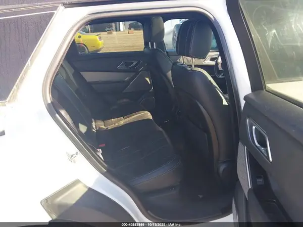 SALYL2RN9JA772490 2018 LAND ROVER RANGE ROVER VELAR - Image 8