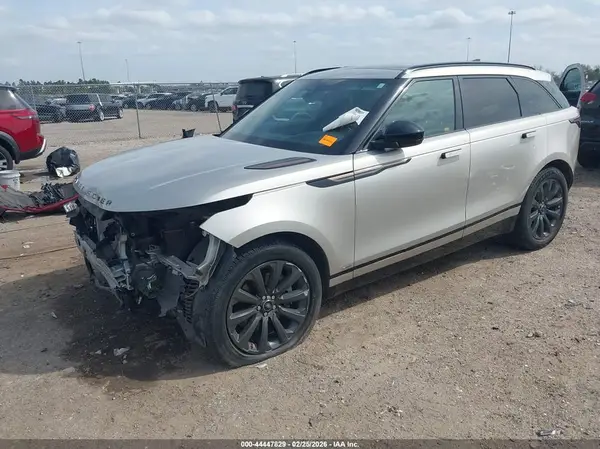 SALYL2RV0JA723372 2018 LAND ROVER RANGE ROVER VELAR - Image 2