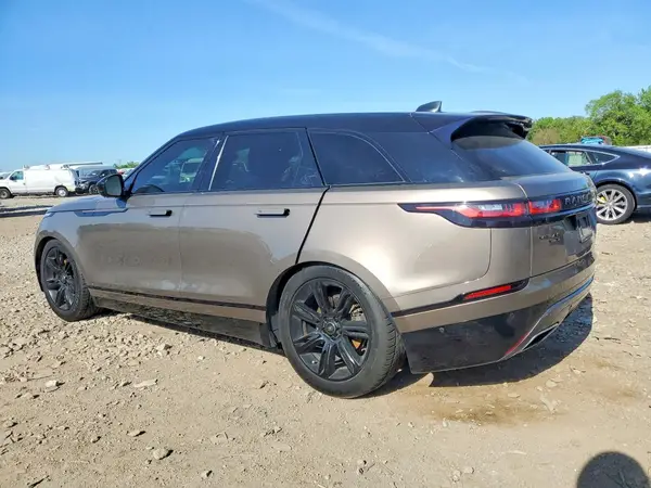 SALYL2RV0JA724490 2018 LAND ROVER RANGE ROVER - Image 2
