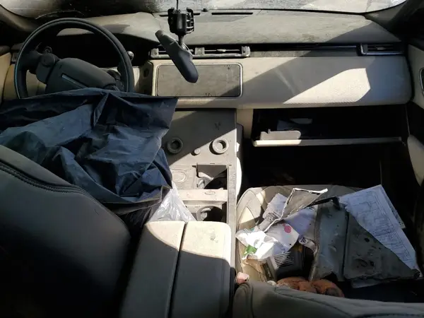 SALYL2RV0JA757974 2018 LAND ROVER RANGE ROVER VELAR - Image 8