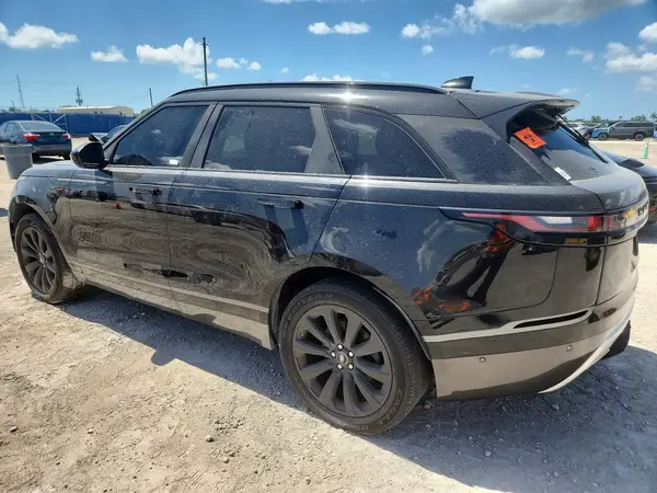 SALYL2RV0JA758199 2018 LAND ROVER RANGE ROVER - Image 2
