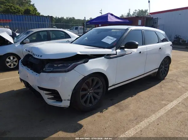 SALYL2RV1JA718228 2018 LAND ROVER RANGE ROVER VELAR - Image 2