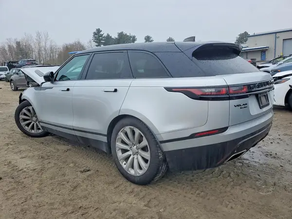 SALYL2RV2JA715581 2018 LAND ROVER RANGE ROVER - Image 2