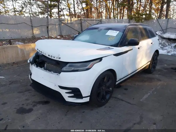 SALYL2RV2JA755837 2018 LAND ROVER RANGE ROVER VELAR - Image 2
