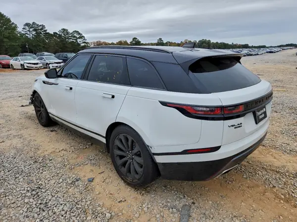 SALYL2RV3JA730512 2018 LAND ROVER RANGE ROVER VELAR - Image 2