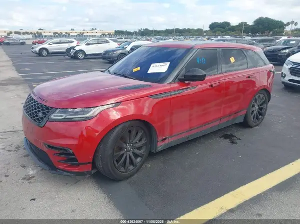 SALYL2RV4JA730048 2018 LAND ROVER RANGE ROVER VELAR - Image 2
