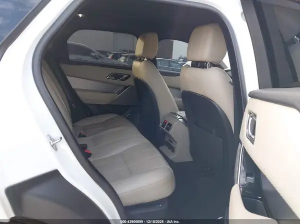 SALYL2RV4JA766726 2018 LAND ROVER RANGE ROVER VELAR - Image 8