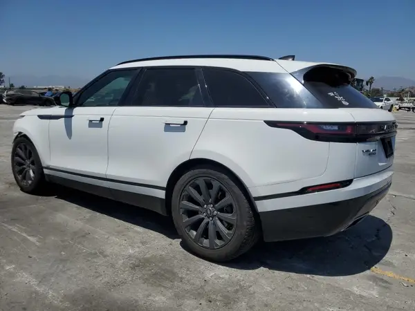 SALYL2RV6JA729967 2018 LAND ROVER RANGE ROVER VELAR - Image 2