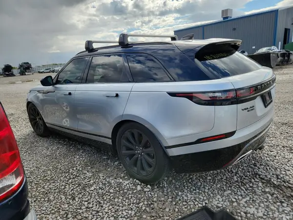 SALYL2RV6JA753184 2018 LAND ROVER RANGE ROVER VELAR - Image 2