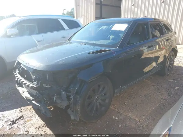 SALYL2RV7JA739178 2018 LAND ROVER RANGE ROVER VELAR - Image 2