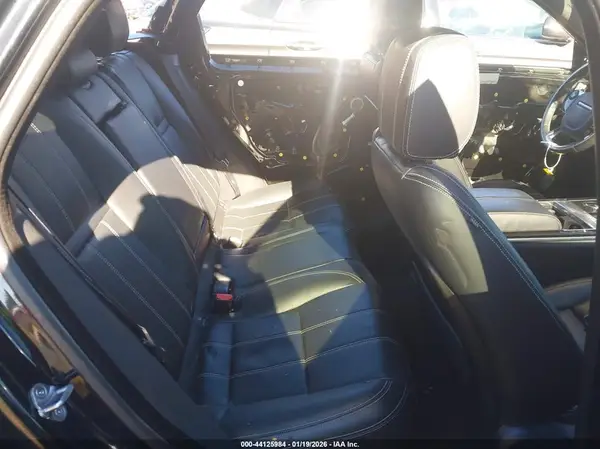 SALYL2RV7JA739178 2018 LAND ROVER RANGE ROVER VELAR - Image 8