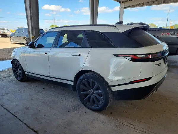 SALYL2RV7JA742341 2018 LAND ROVER RANGE ROVER VELAR - Image 2