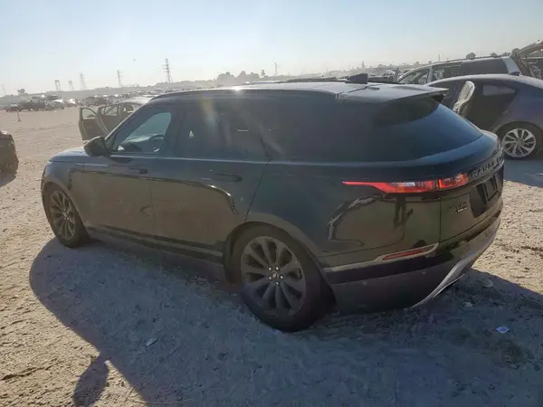 SALYL2RV7JA768888 2018 LAND ROVER RANGE ROVER VELAR - Image 2