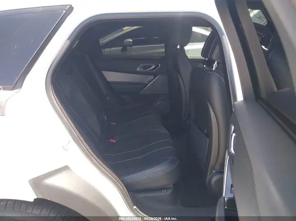 SALYL2RV7JA769720 2018 LAND ROVER RANGE ROVER VELAR - Image 8