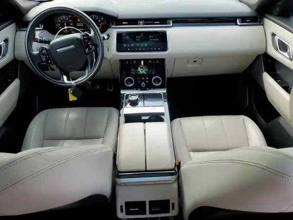 SALYL2RV8JA715018 2018 LAND ROVER RANGE ROVER VELAR - Image 8