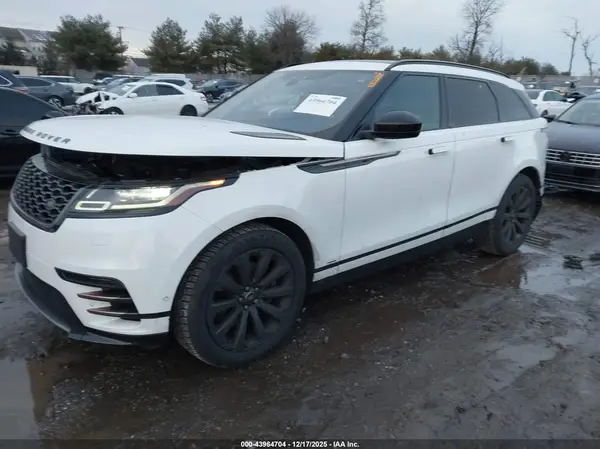 SALYL2RVXJA749980 2018 LAND ROVER RANGE ROVER VELAR - Image 2