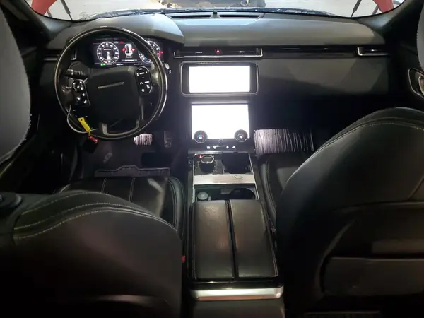 SALYL2RVXJA757576 2018 LAND ROVER RANGE ROVER VELAR - Image 8