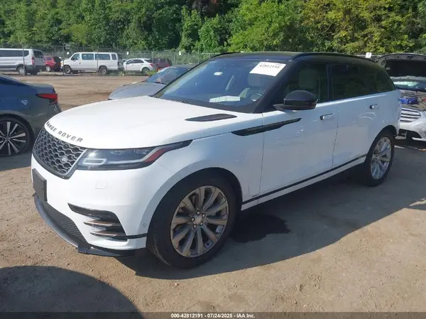 SALYL2RVXJA764138 2018 LAND ROVER RANGE ROVER VELAR - Image 2