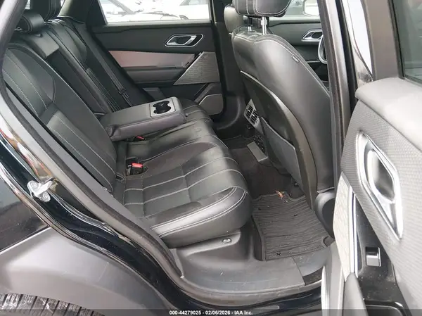 SALYL2RVXJA767153 2018 LAND ROVER RANGE ROVER VELAR - Image 8