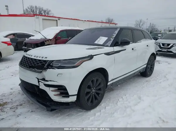 SALYL2RX0JA709263 2018 LAND ROVER RANGE ROVER VELAR - Image 2