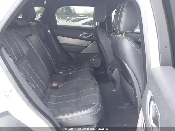 SALYL2RX0JA709263 2018 LAND ROVER RANGE ROVER VELAR - Image 8