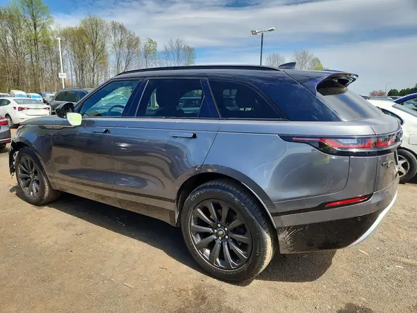 SALYL2RX0JA741081 2018 LAND ROVER RANGE ROVER - Image 2